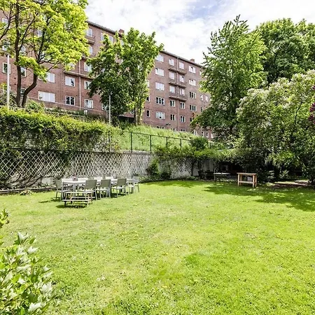 Cozy Close To The Center Апартаменты